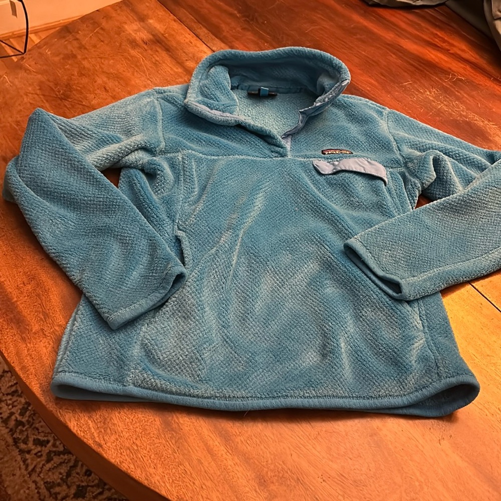Patagonia Women’s Blue Quarter Snap Fleece